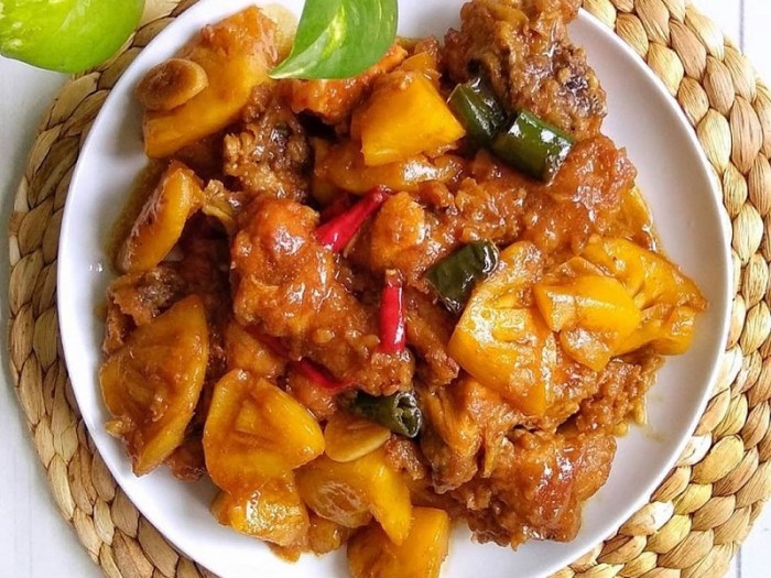 Resep Tumis Ayam Nanas Lezat dan Praktis