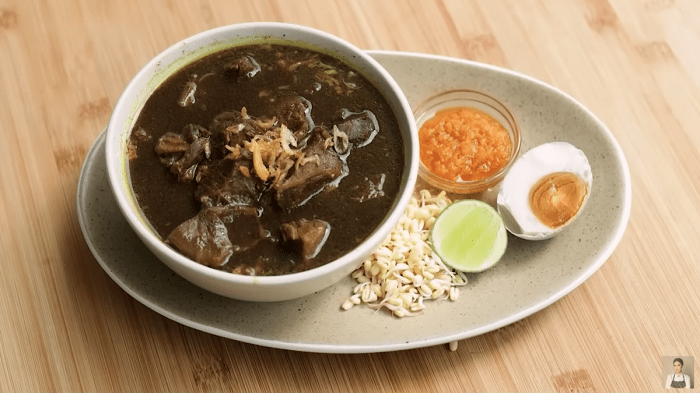 Resep Rawon Daging Sapi Hitam Kental yang Menggoda Selera