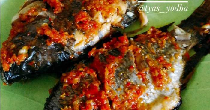 Rica ikan bakar resep bumbu cobek bawal gurame sambal goreng sunda khas sederhana menggugah pilihan malam selera okezone Cara Masak Ikan Bakar Bumbu Rica-Rica
