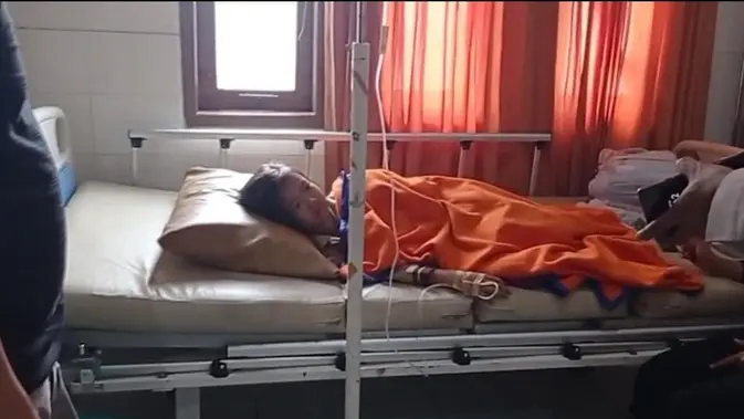 5 Tanda Keracunan Makanan yang Perlu Segera Diperiksakan ke Dokter