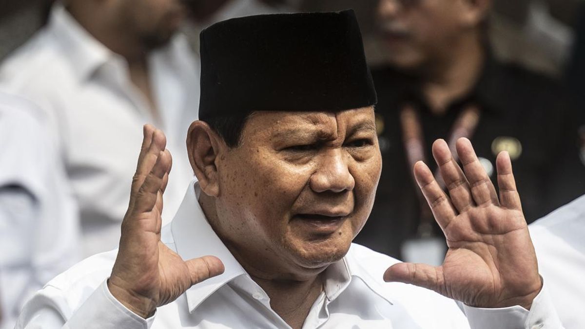 Prabowo Menghadirkan Beberapa Menteri untuk Bahas BGN dan Ponpes yang Ambruk