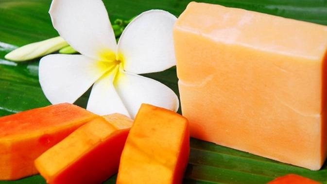 7 Manfaat Sabun Pepaya bagi Kesehatan Kulit Wajah untuk Kulit Cerah Alami