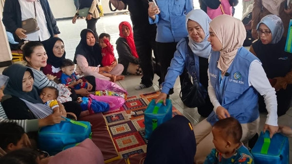 Korban Longsor Cisarua Mengalami Stres, Dukungan Psikologis Terus Diberikan