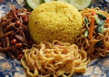 Resep Nasi Kuning Teri Kacang Pulen dan Gurih Anti Gagal untuk Dimasak di Rumah