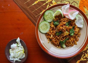 10 Jenis Makanan Berbeda dari Satu Kemasan