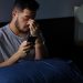 Capek Tapi Sulit Tidur? Ini Dia Penyebabnya yang Perlu Kamu Ketahui